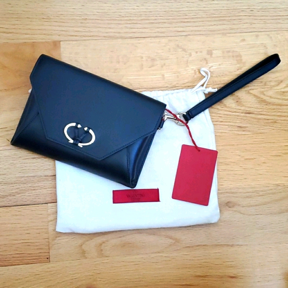 Valentino Wristlet Clutch VSling NWT